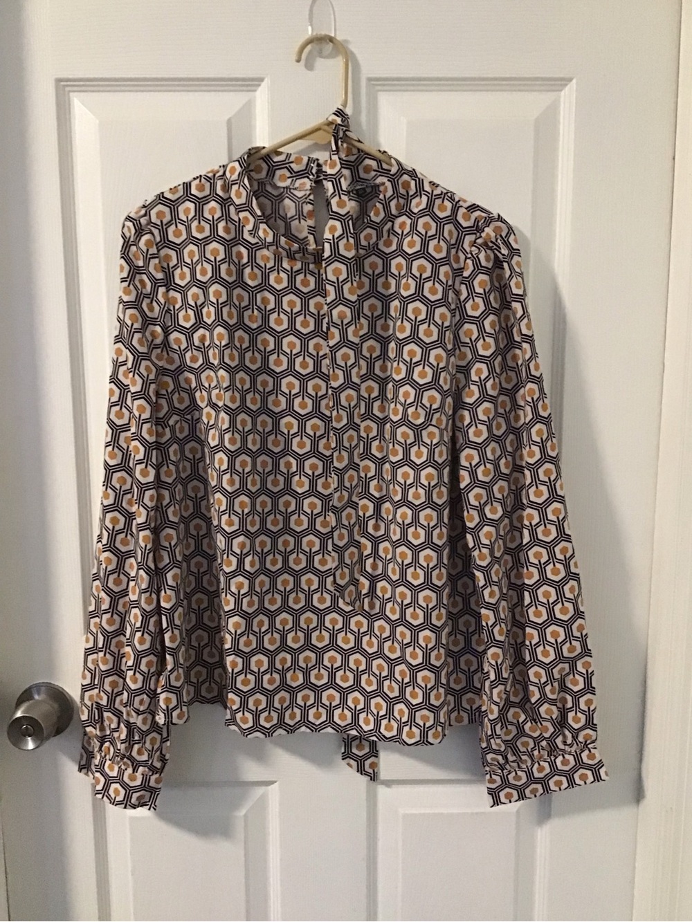 Geometric Print Tie-Neck Blouse in Cream and Navy